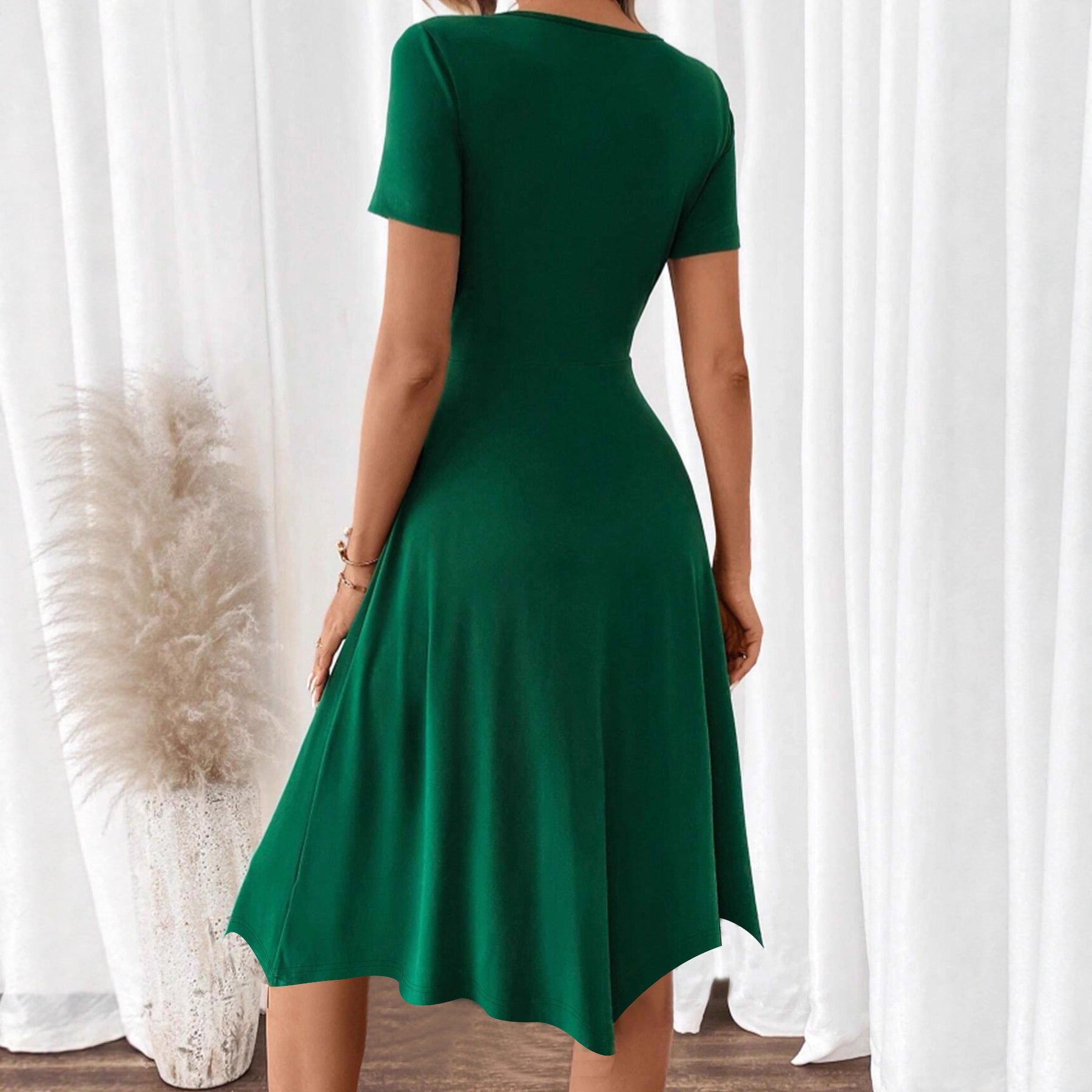 Chic Dark Green One-Piece Dress – Elegant Women’s Fashion Wear