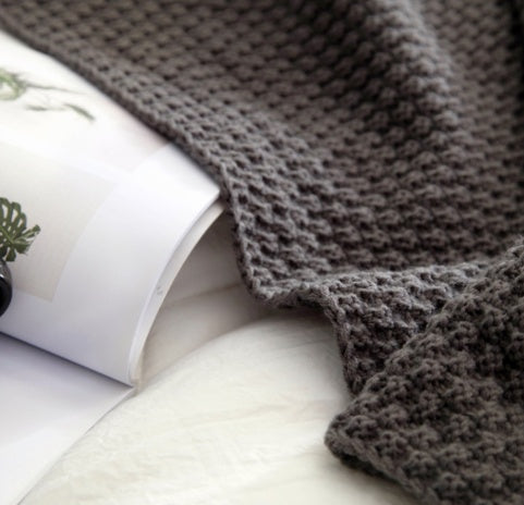 Soft Nordic Knit Leisure Blanket