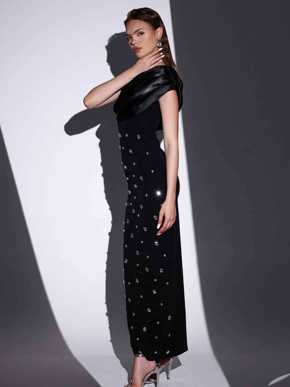 Off-Shoulder Diamond Black Evening Dress
