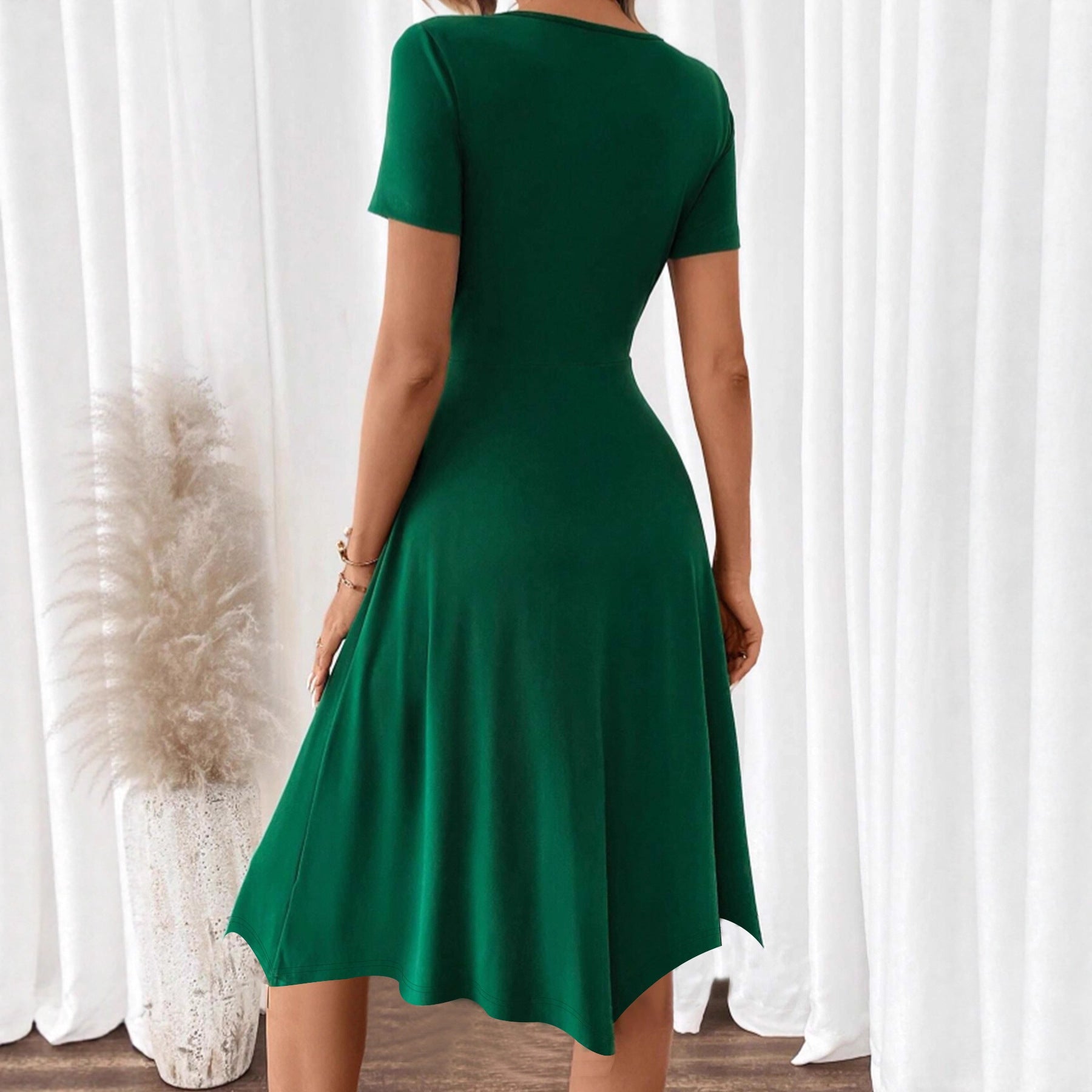 Chic Dark Green One-Piece Dress – Elegant Women’s Fashion Wear