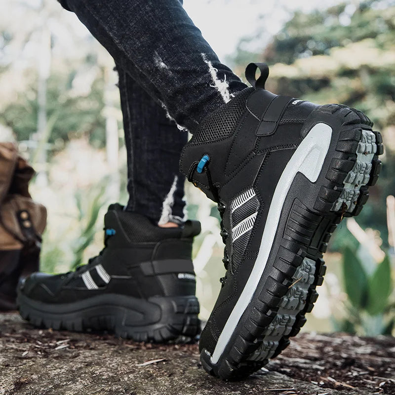 Hot Selling Original Mens Tactical Shoes in Stock Winter Hunting Shoes Stylish Shoes for Mountains