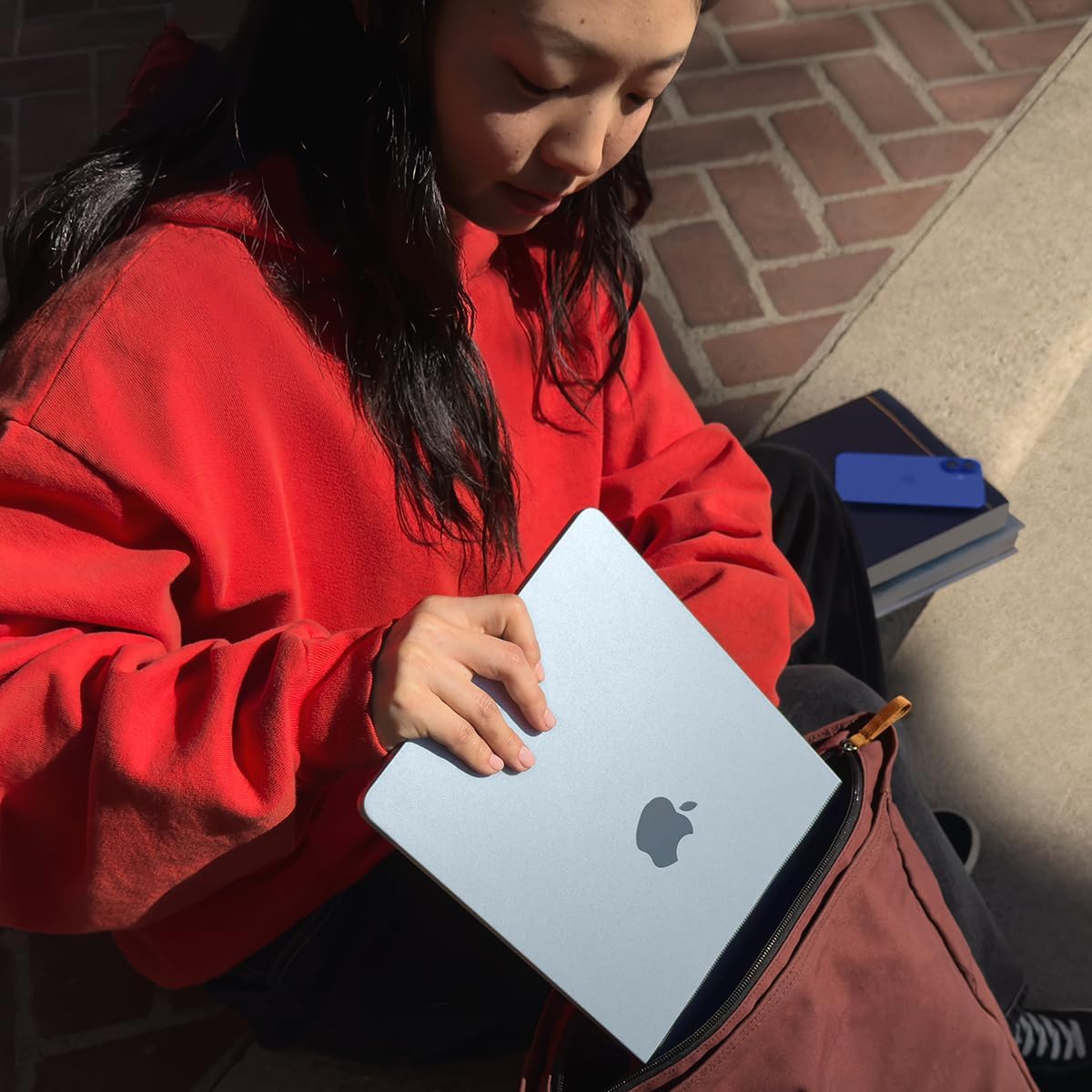 Apple MacBook Air 13” (2025) – M4 Chip, 16GB RAM, 256GB SSD