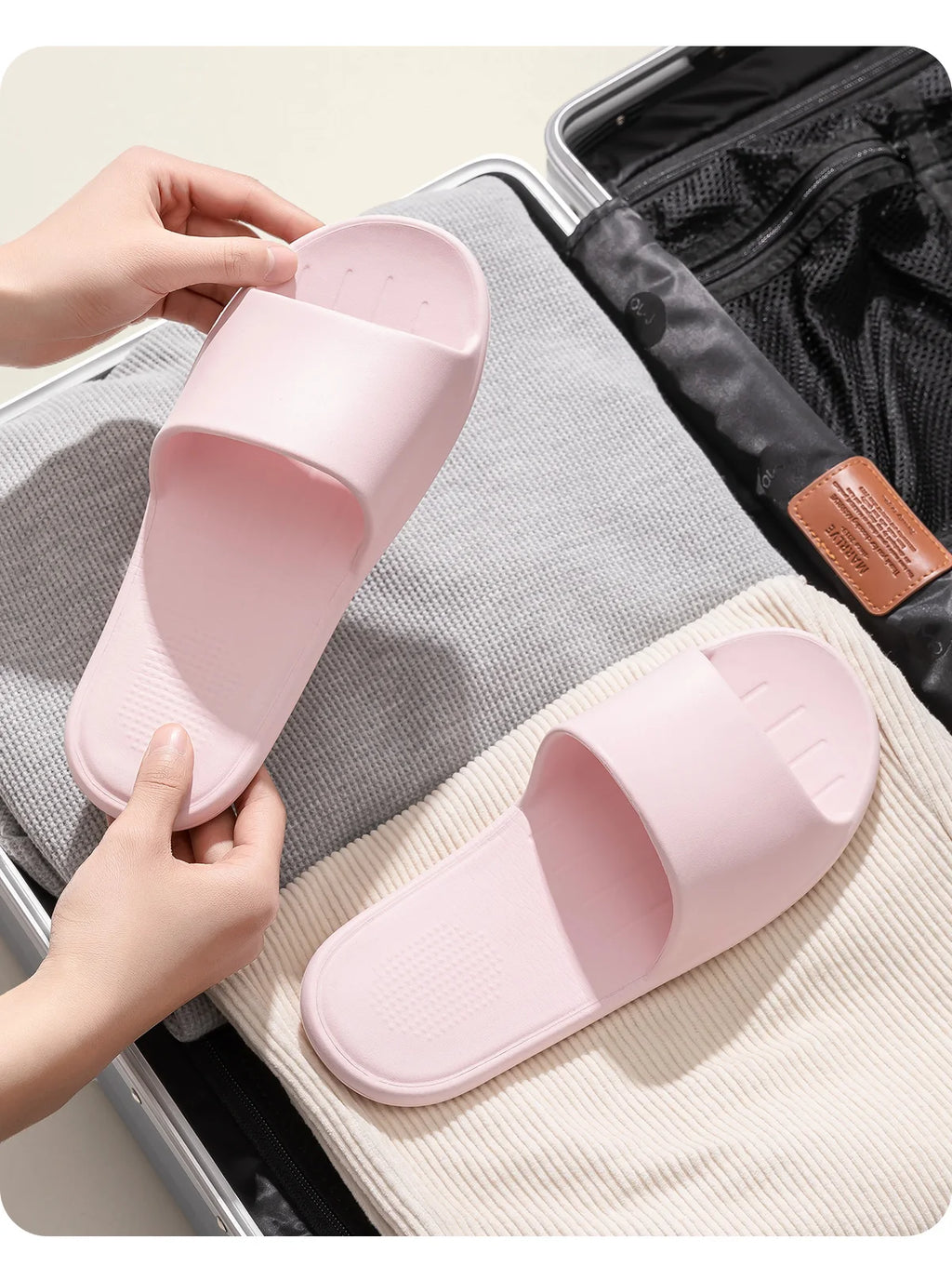 Foldable Travel Slippers: Lightweight EVA Indoor Slides