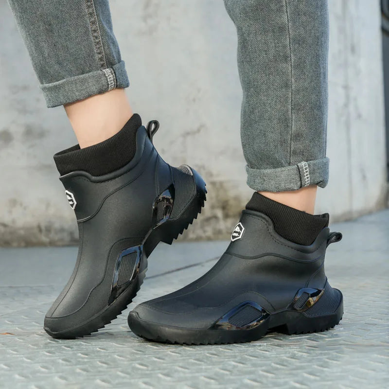 Winter Waterproof Fleece-Lined Rain Boots (Men & Women)