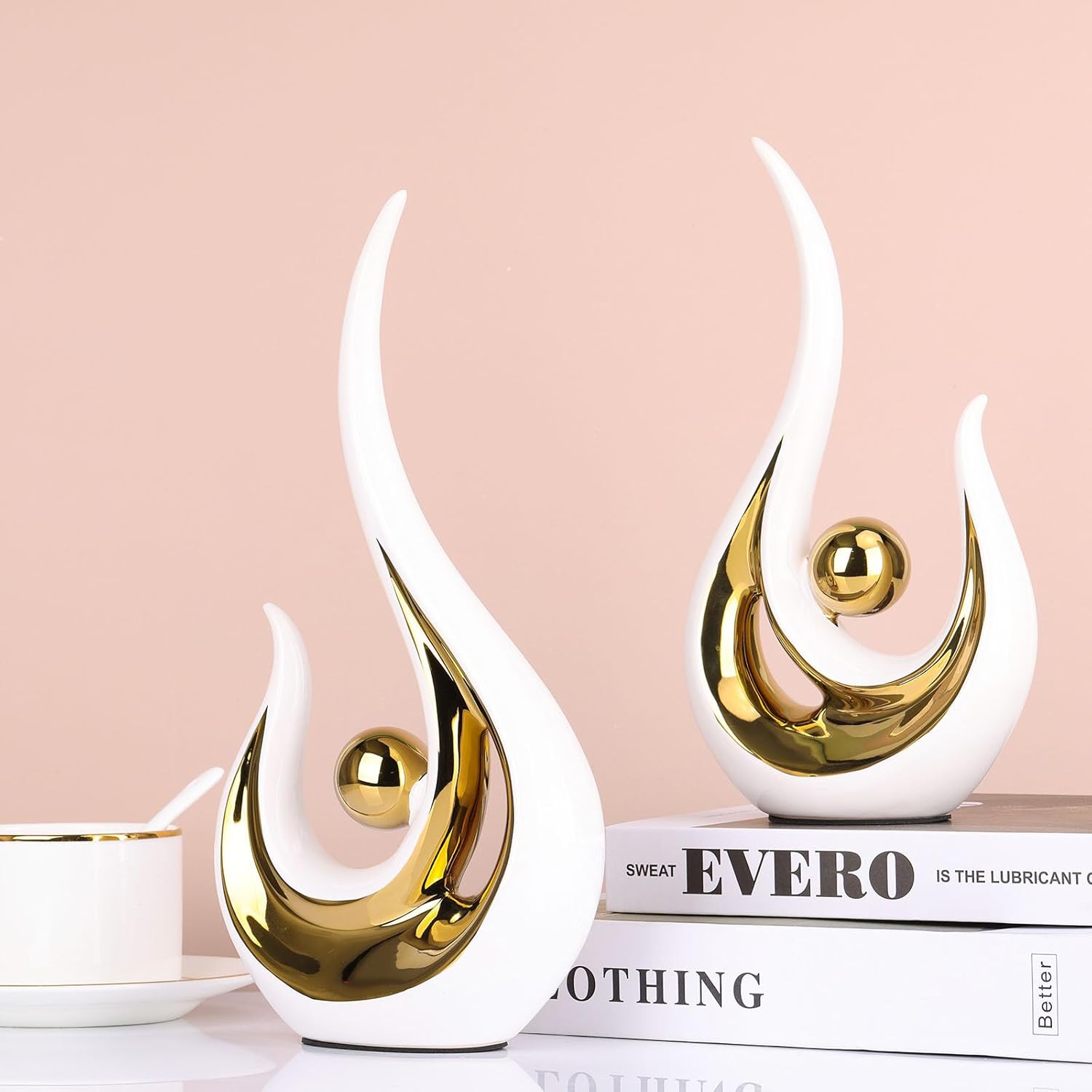 XMGZQ Modern Abstract Ceramic Statues (White & Gold, 2-Pack)