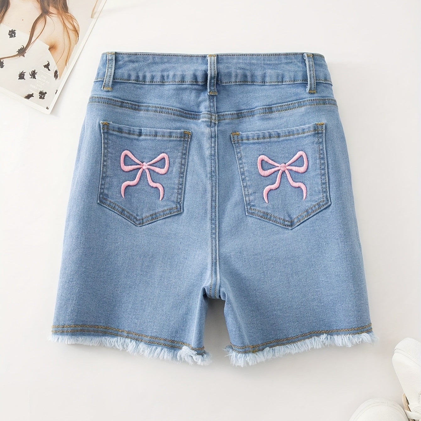 Women’s Bow-Knot Bodycon Denim Shorts: Cute Curve-Hugging Fit